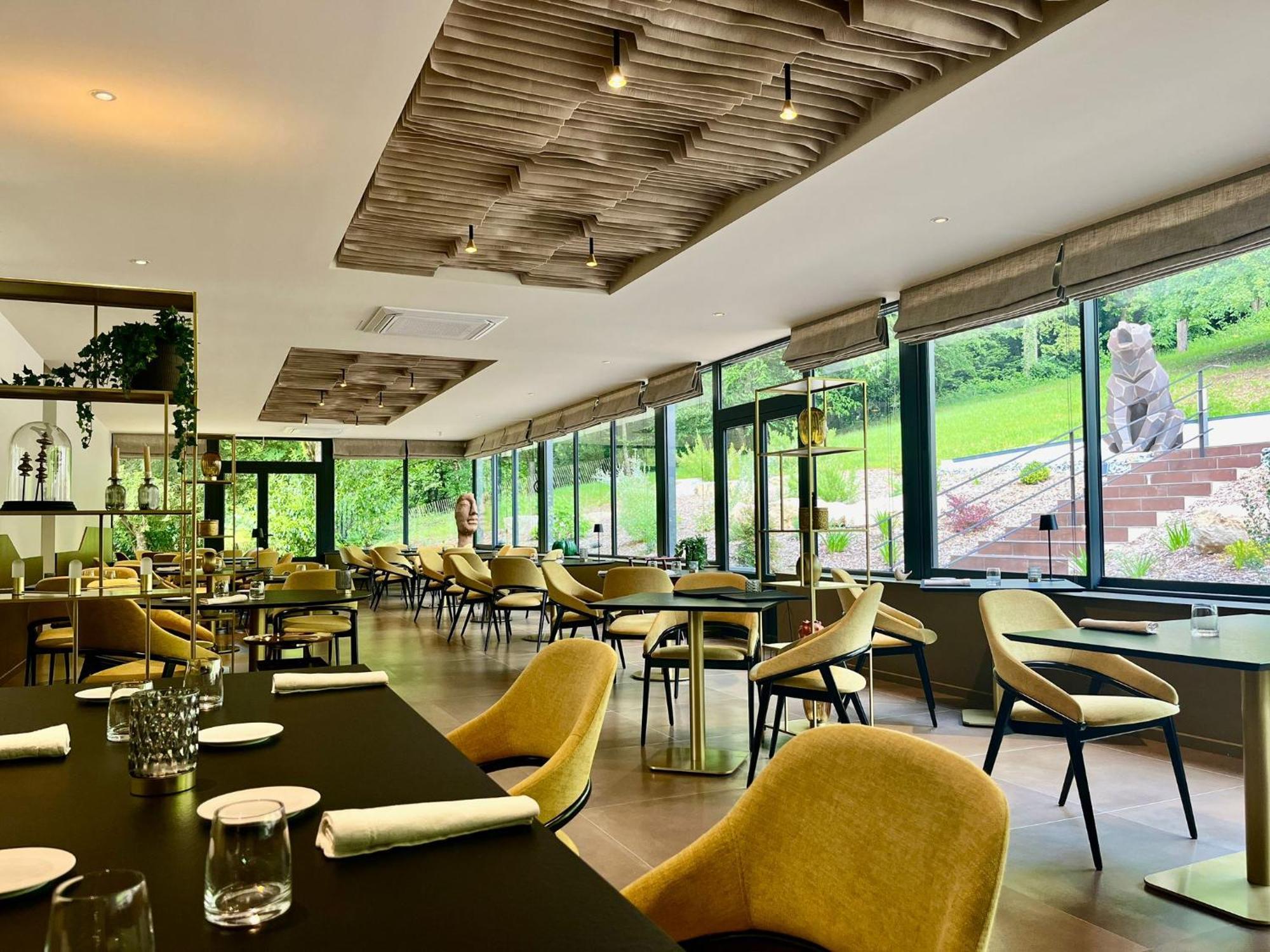 ホテル Richard Lequet Domaine Gastronomique Du Val D Atur ブラザック エクステリア 写真